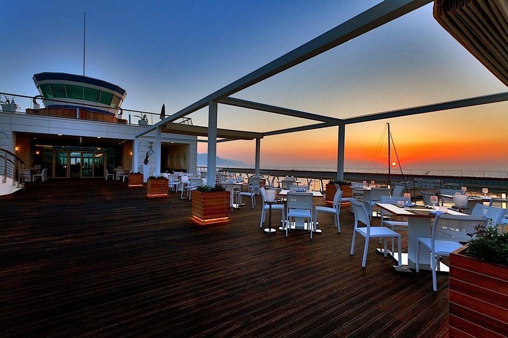 Yacht Club Marina Di Loano Hotel Eksteriør billede