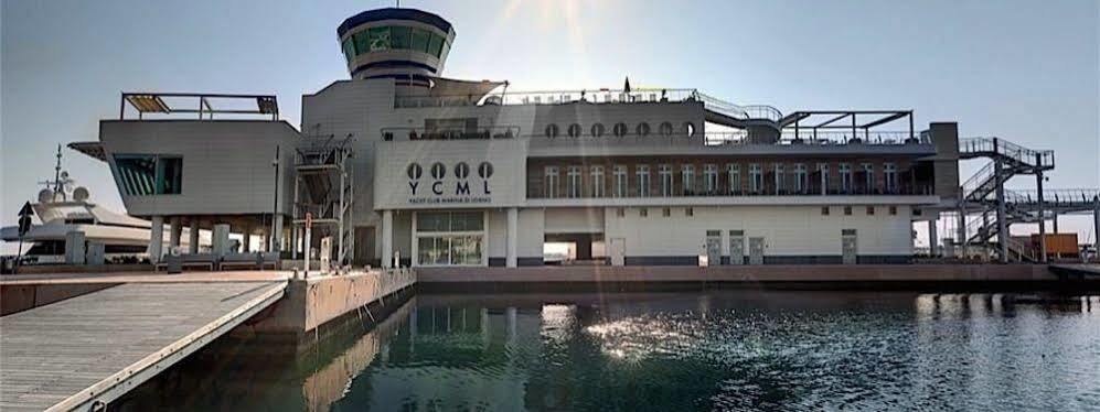 Yacht Club Marina Di Loano Hotel Eksteriør billede