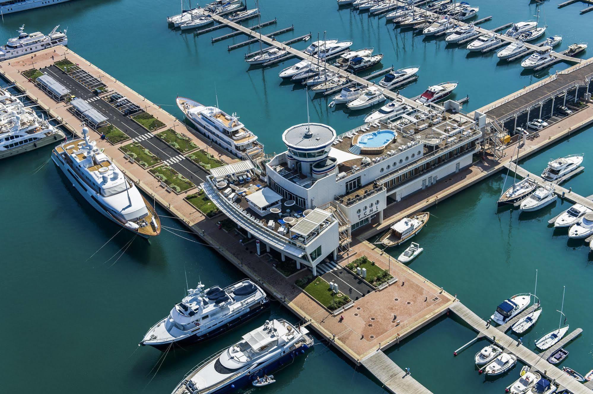 Yacht Club Marina Di Loano Hotel Eksteriør billede
